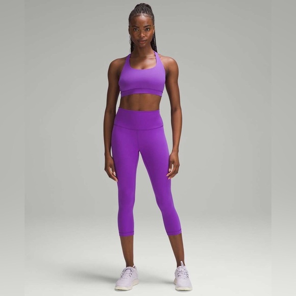 E - Lululemon Wunder Train High-Rise Crop 21"
Atomic Purple - Picture 4 of 5